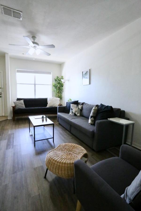 Oaks Modern & Comfy Condo In The Perfect Location Γκέινσβιλ Εξωτερικό φωτογραφία