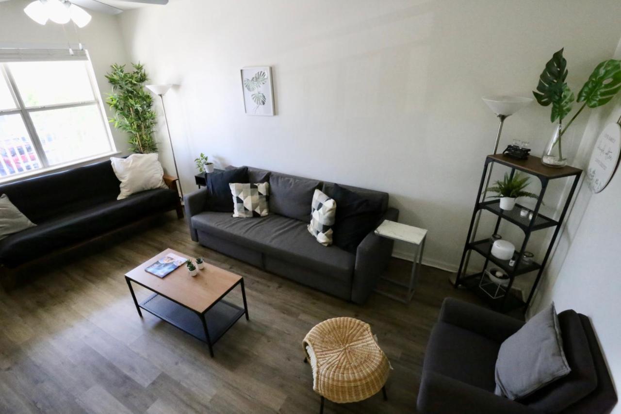 Oaks Modern & Comfy Condo In The Perfect Location Γκέινσβιλ Εξωτερικό φωτογραφία